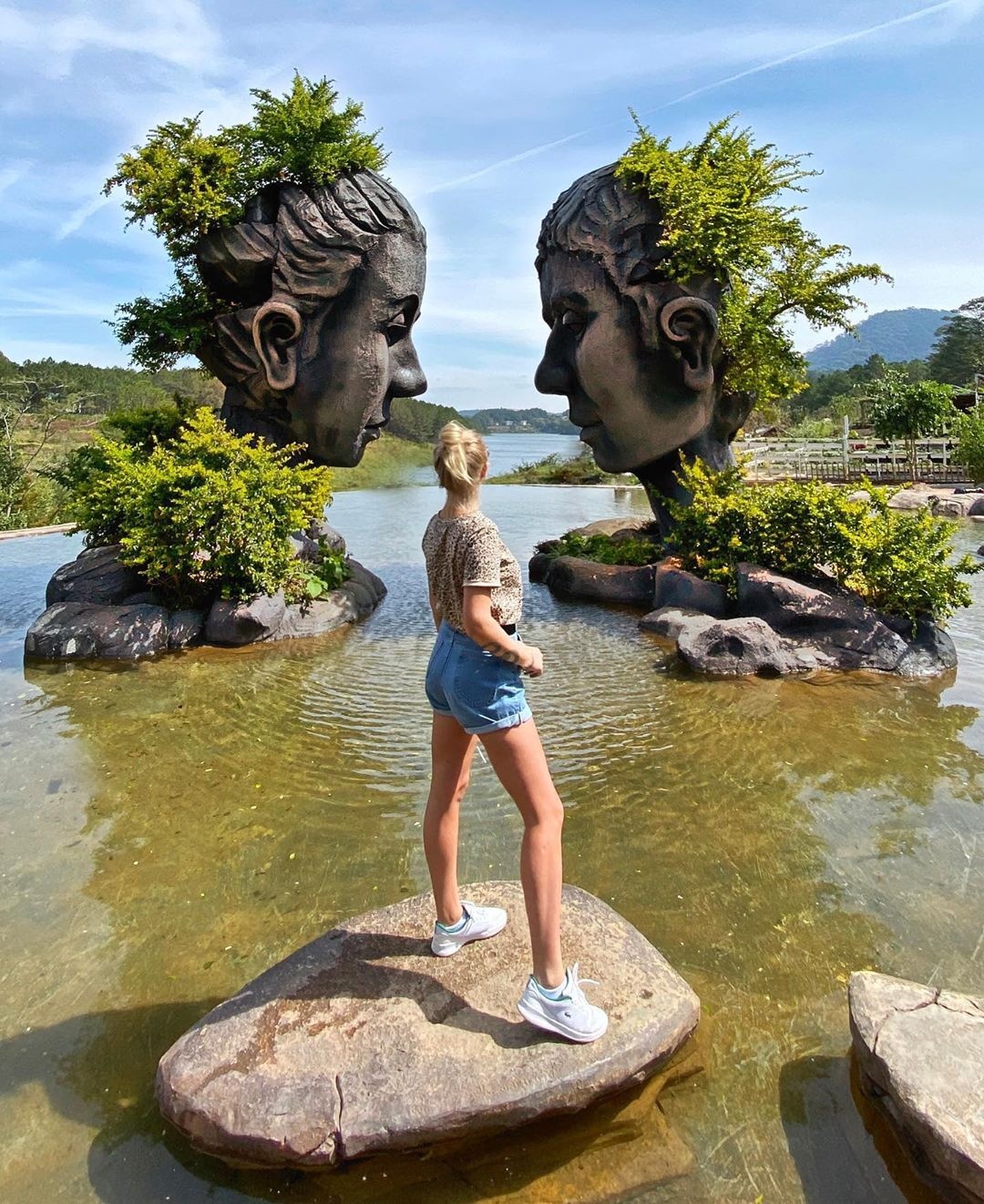check-in,  nổi tiếng,  2019,  giới trẻ ảnh 2 check-in,  noi tieng,  2019,  gioi tre anh 2