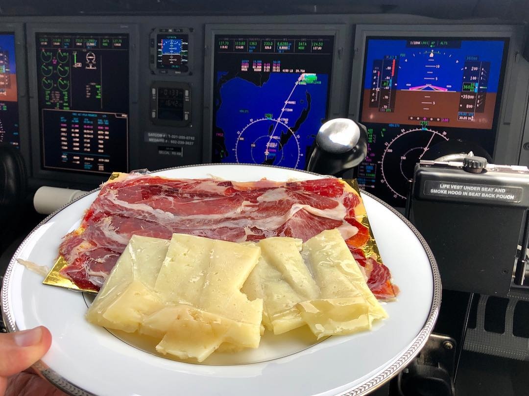 phi công,  suất ăn,  hành khách,  máy bay ảnh 4 phi cong,  suat an,  hanh khach,  may bay anh 4