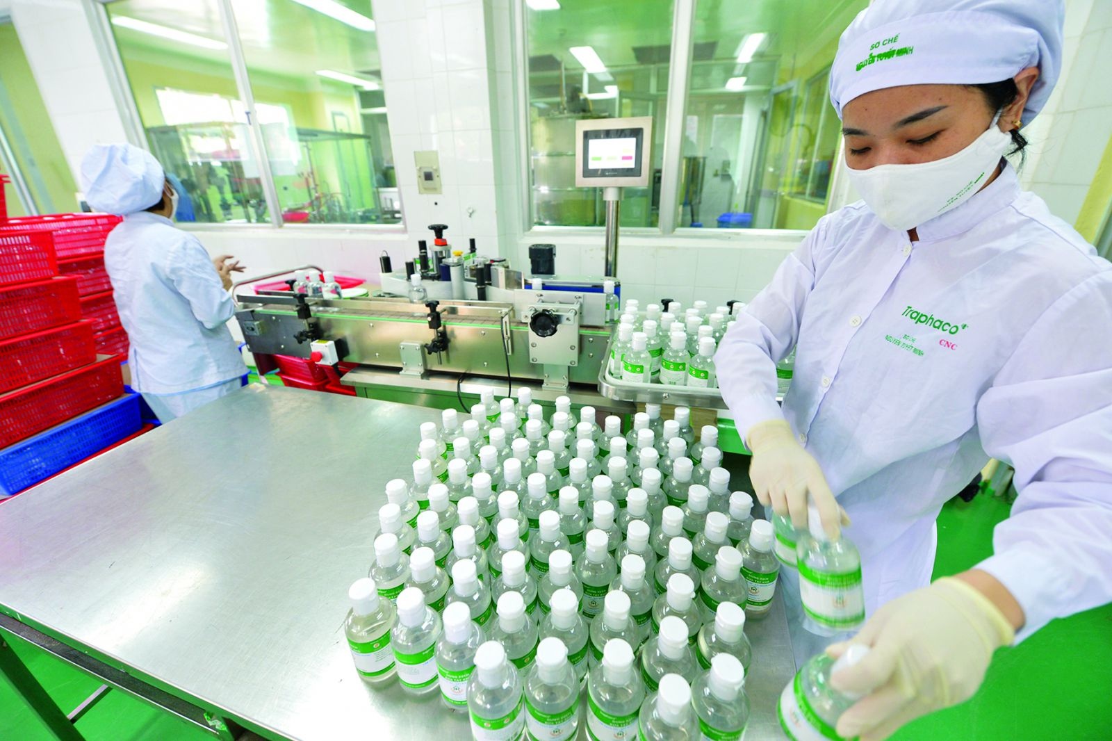 Co dong Traphaco sap nhan hang chuc ty dong co tuc tien mat hinh anh