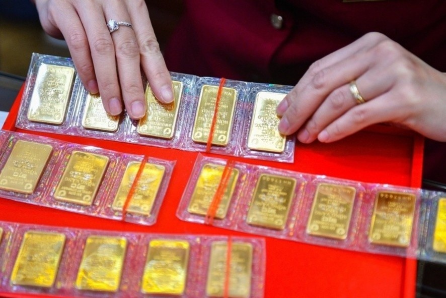 Gia vang trong nuoc tang vot tu day mot thang hinh anh