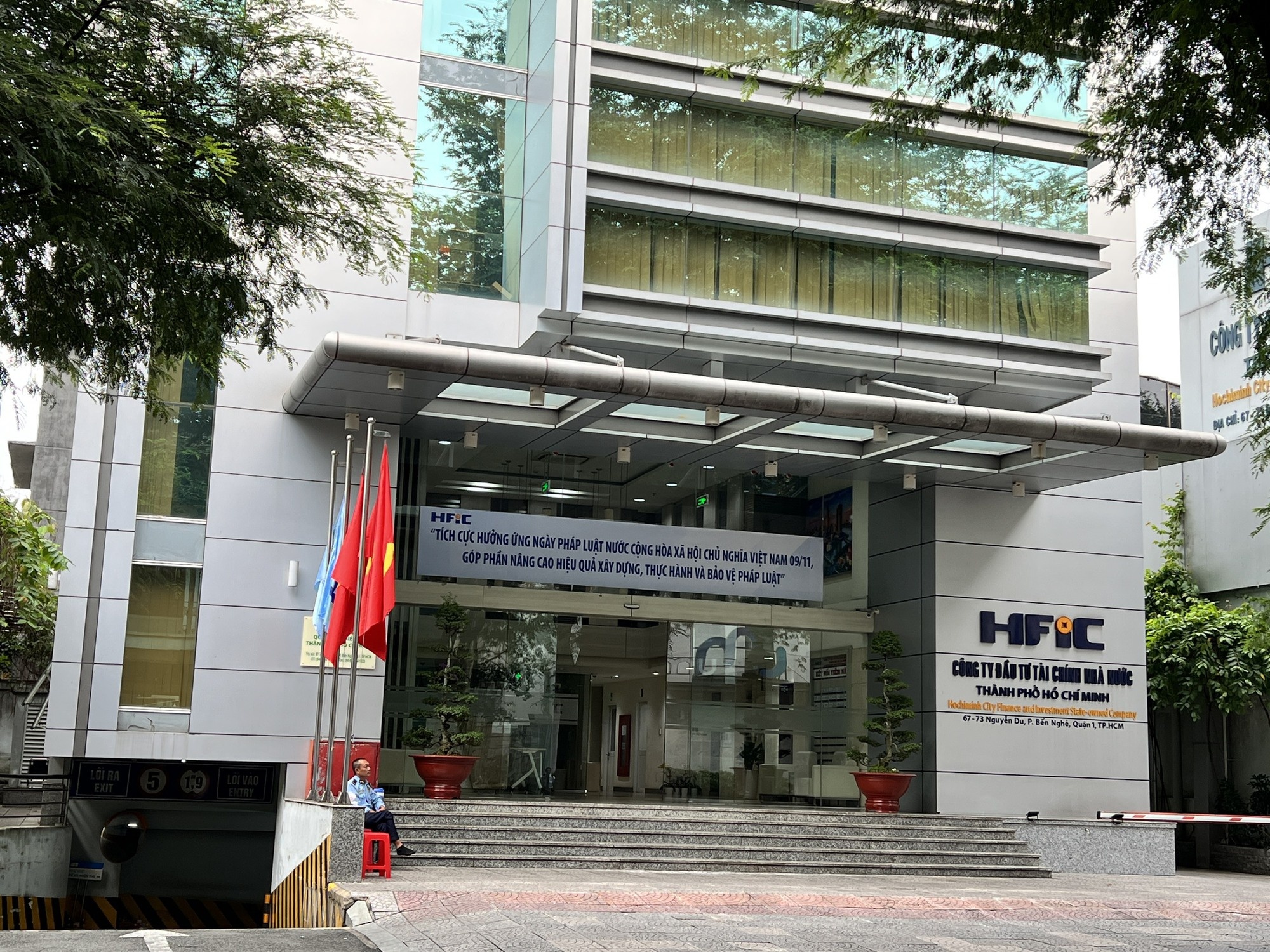 HFIC lai truoc thue gan 5.000 ty dong nam ngoai hinh anh