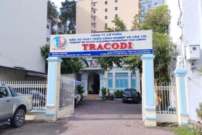 Tracodi muon vay ngan hang hon 1.000 ty dong hinh anh