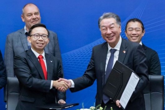 'Cau am co chieu' nay la sep doanh nghiep gia dinh, chu cong ty rieng hinh anh