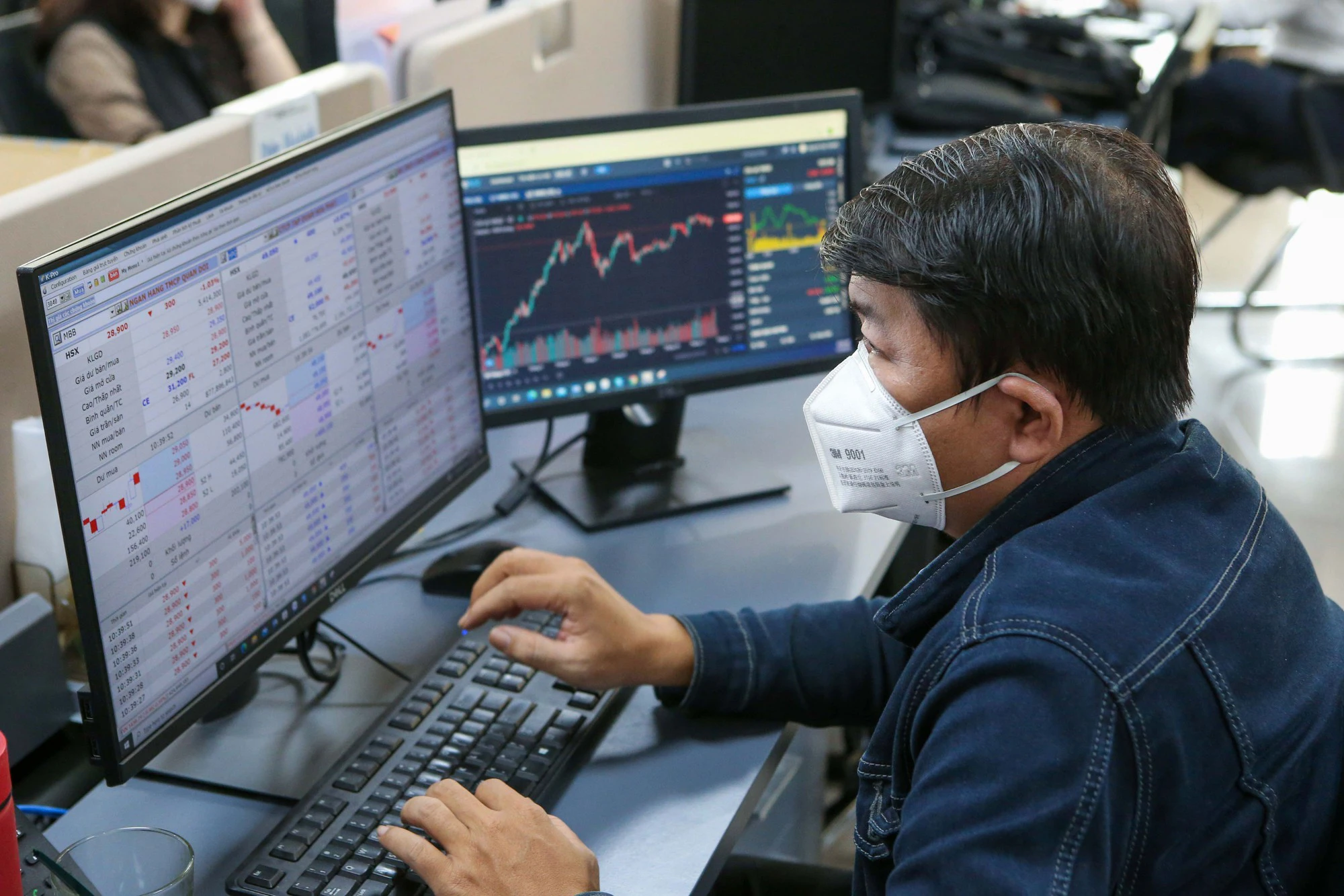 Chung khoan MB lai gap doi trong quy IV/2023 van khong dat muc tieu hinh anh