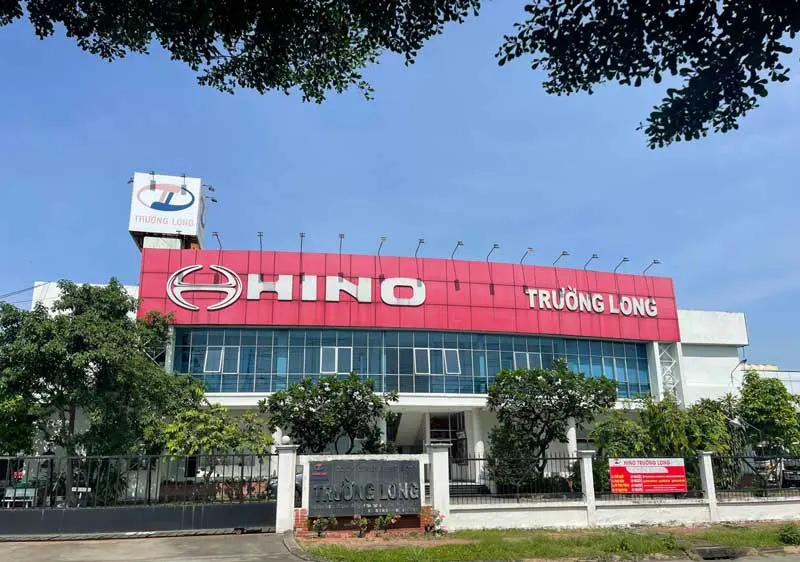 Tap doan Nhat Ban rut khoi Oto Truong Long hinh anh