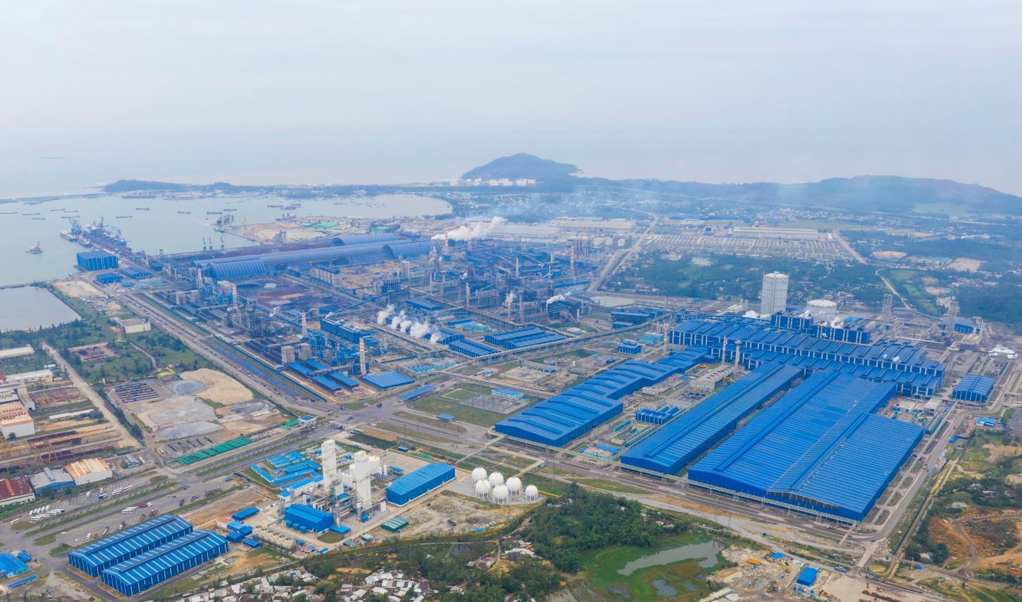 Hoa Phat rot them gan 10.000 ty dong vao 'qua dam thep' Dung Quat 2 hinh anh