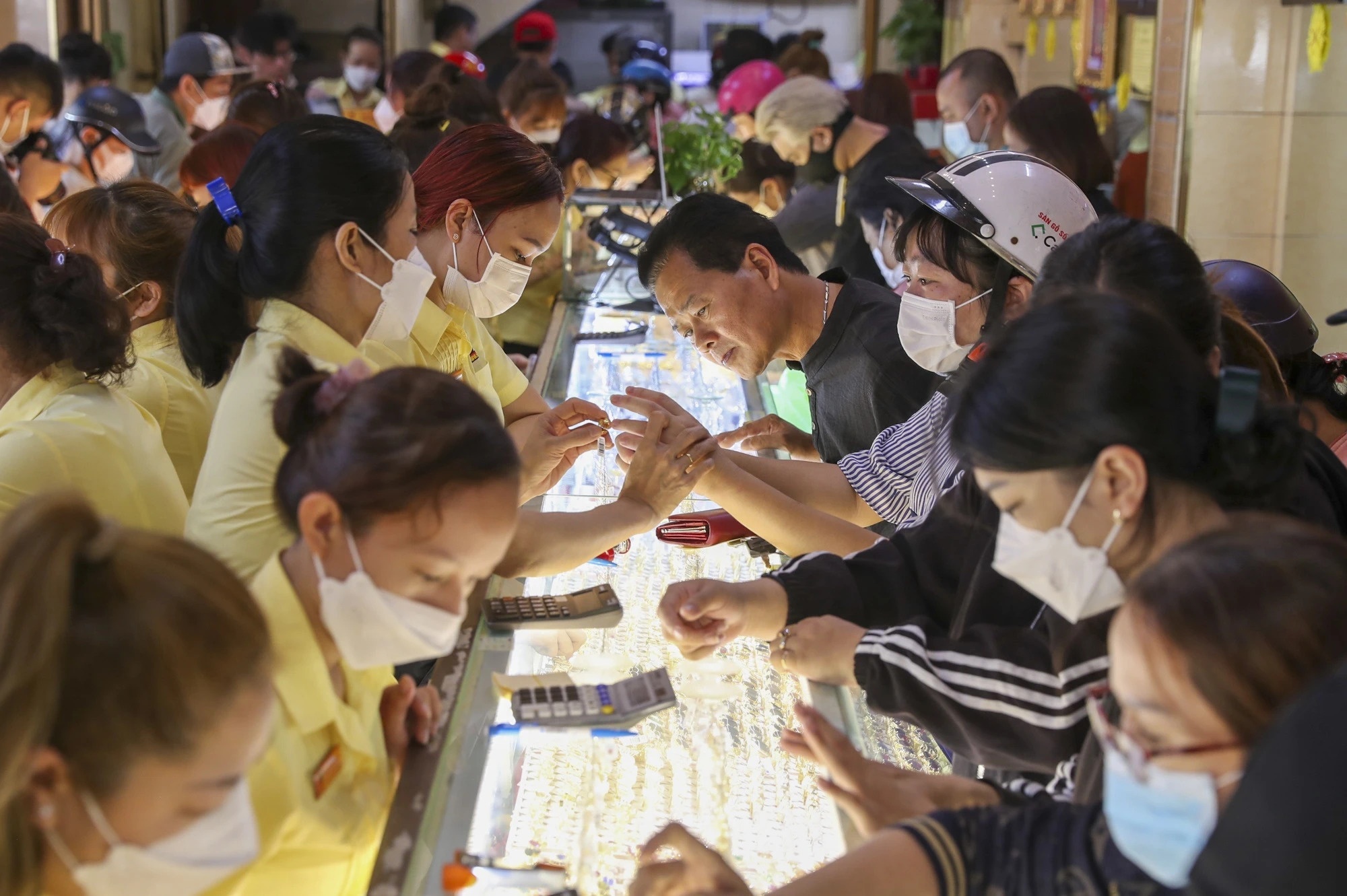 Hiep hoi Kinh doanh vang de xuat 'viet lai' Nghi dinh 24 hinh anh