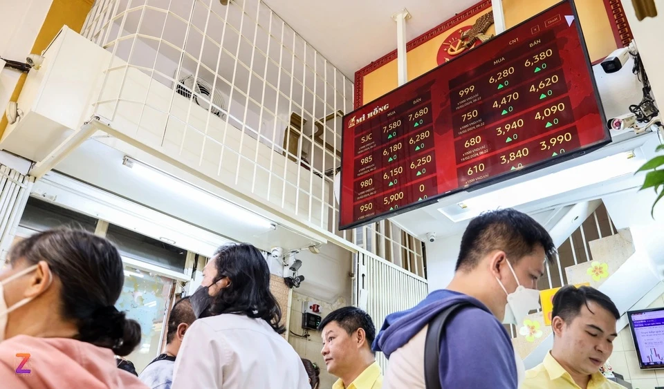 Gia vang trong nuoc lang song hinh anh