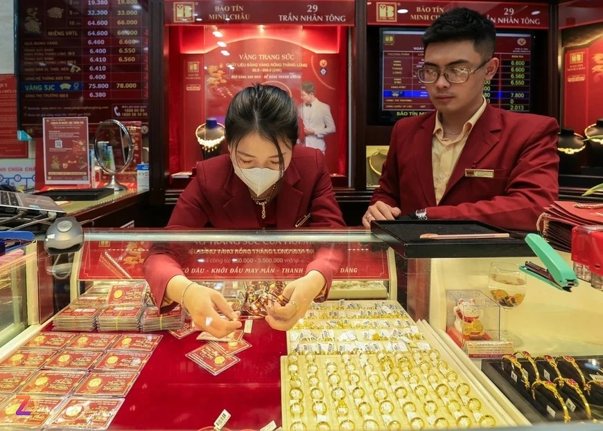 Mua vang tu ngay via Than Tai lai gap doi gui ngan hang ca nam hinh anh