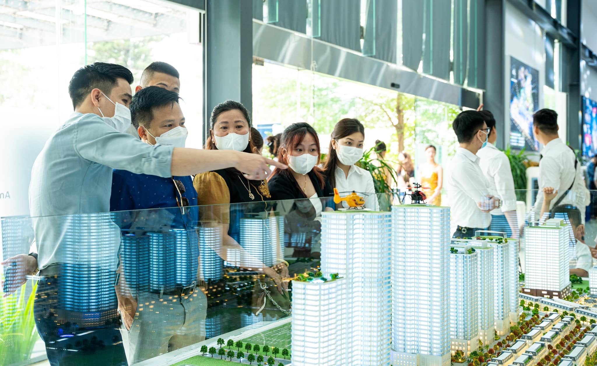 Loi nhuan Dat Xanh Mien Bac lao doc hinh anh