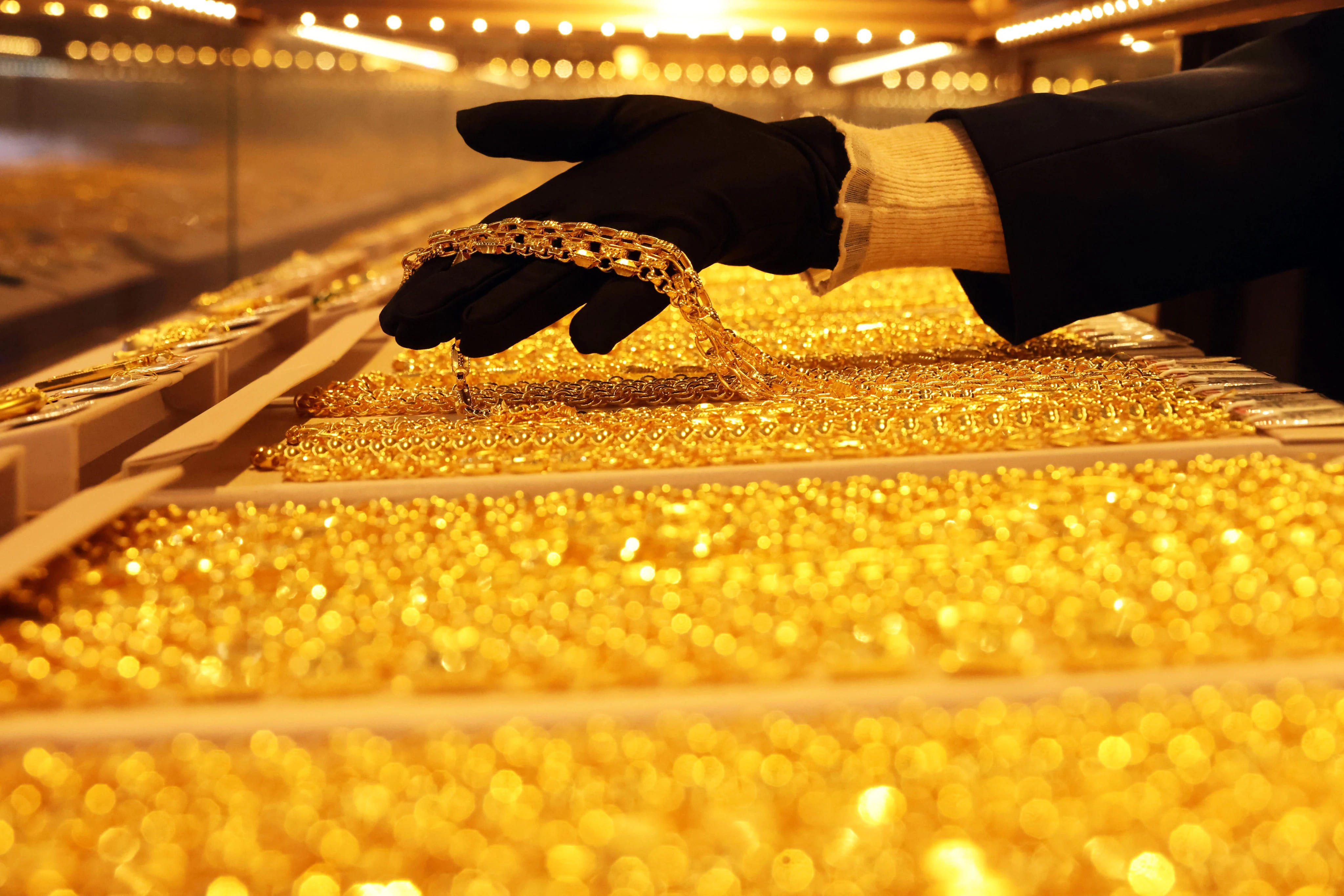 gia vang the gioi anh 2