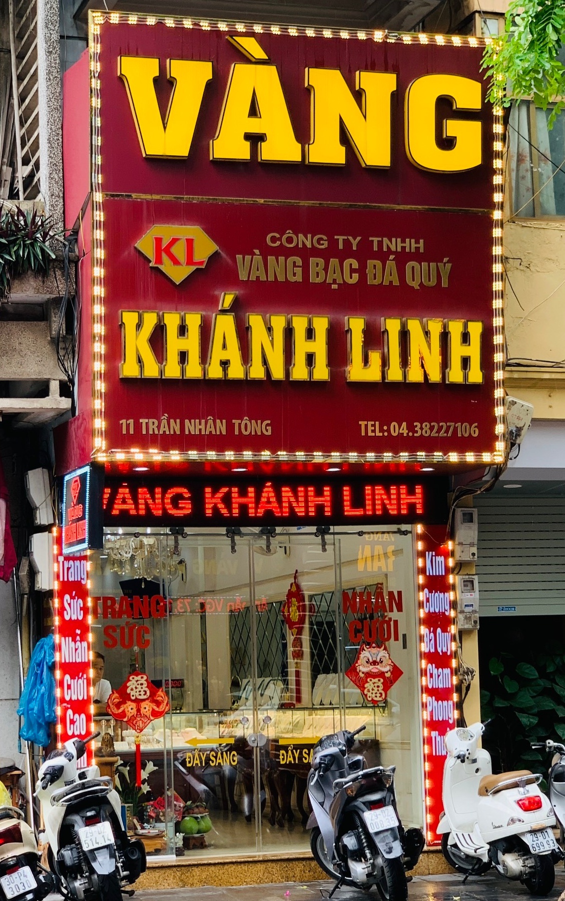 thi truong vang anh 2