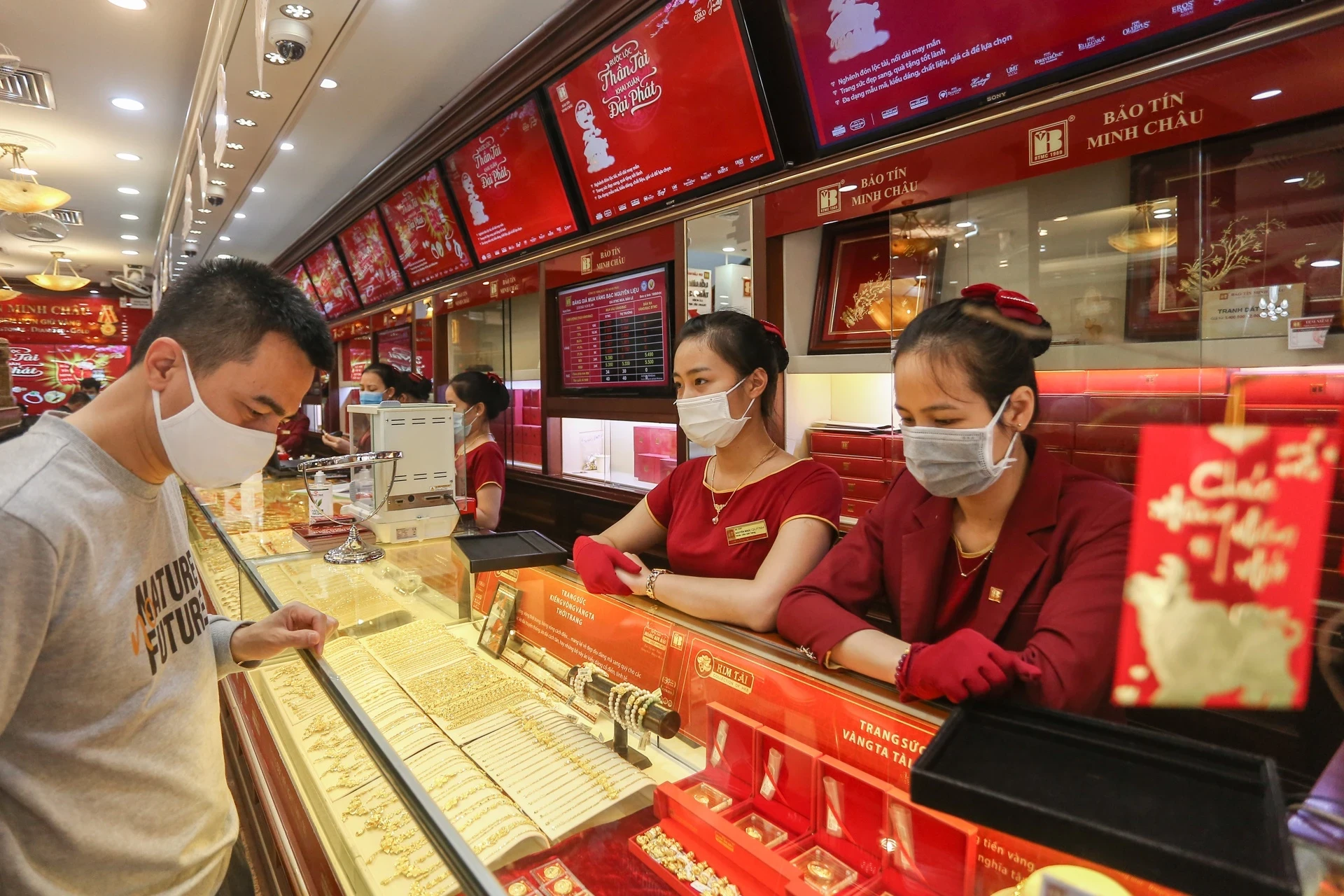 Payoo: Nguoi Viet mua vang, trang suc gap 4 lan nam ngoai hinh anh