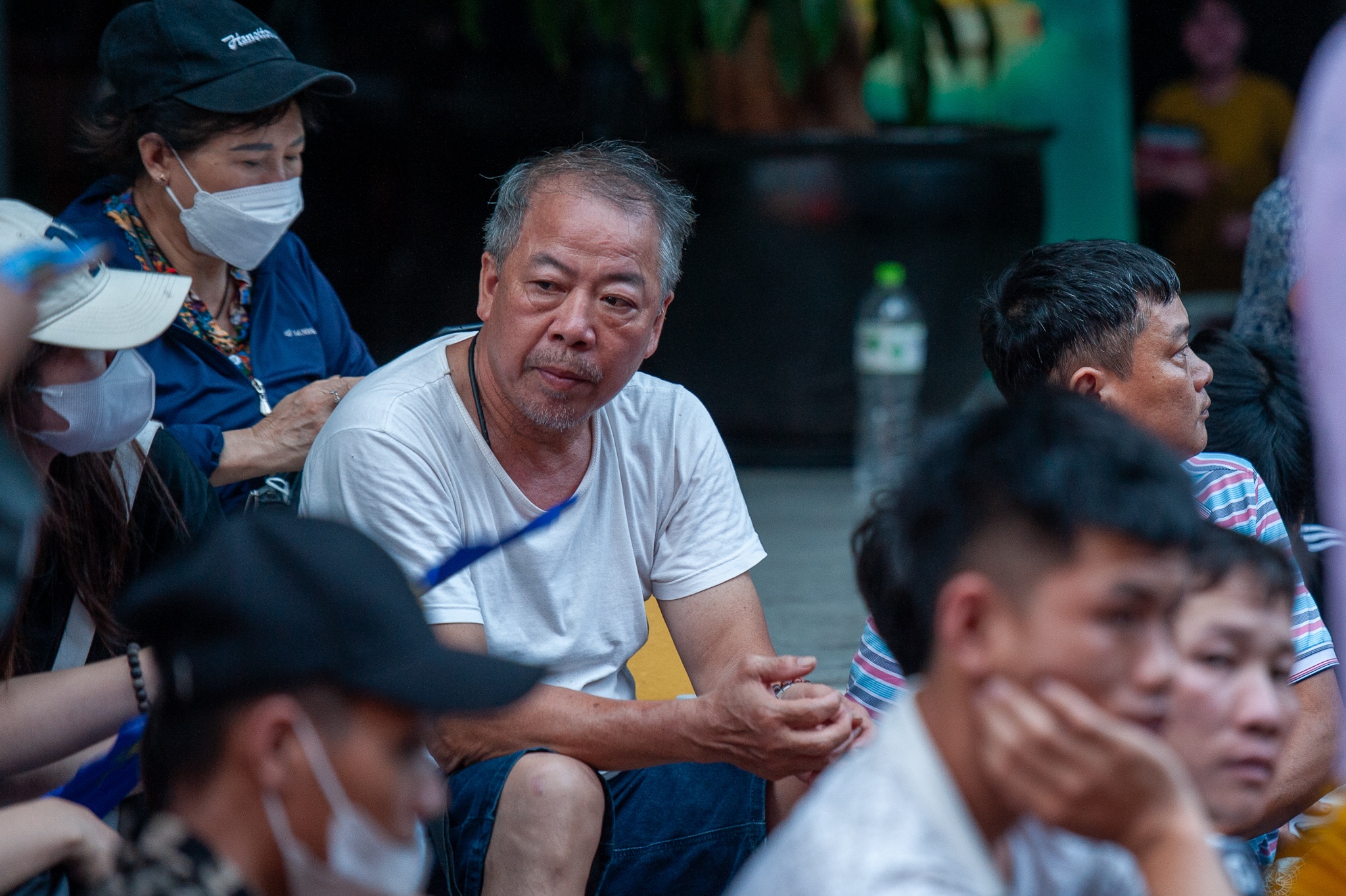 xep hang mua vang anh 3