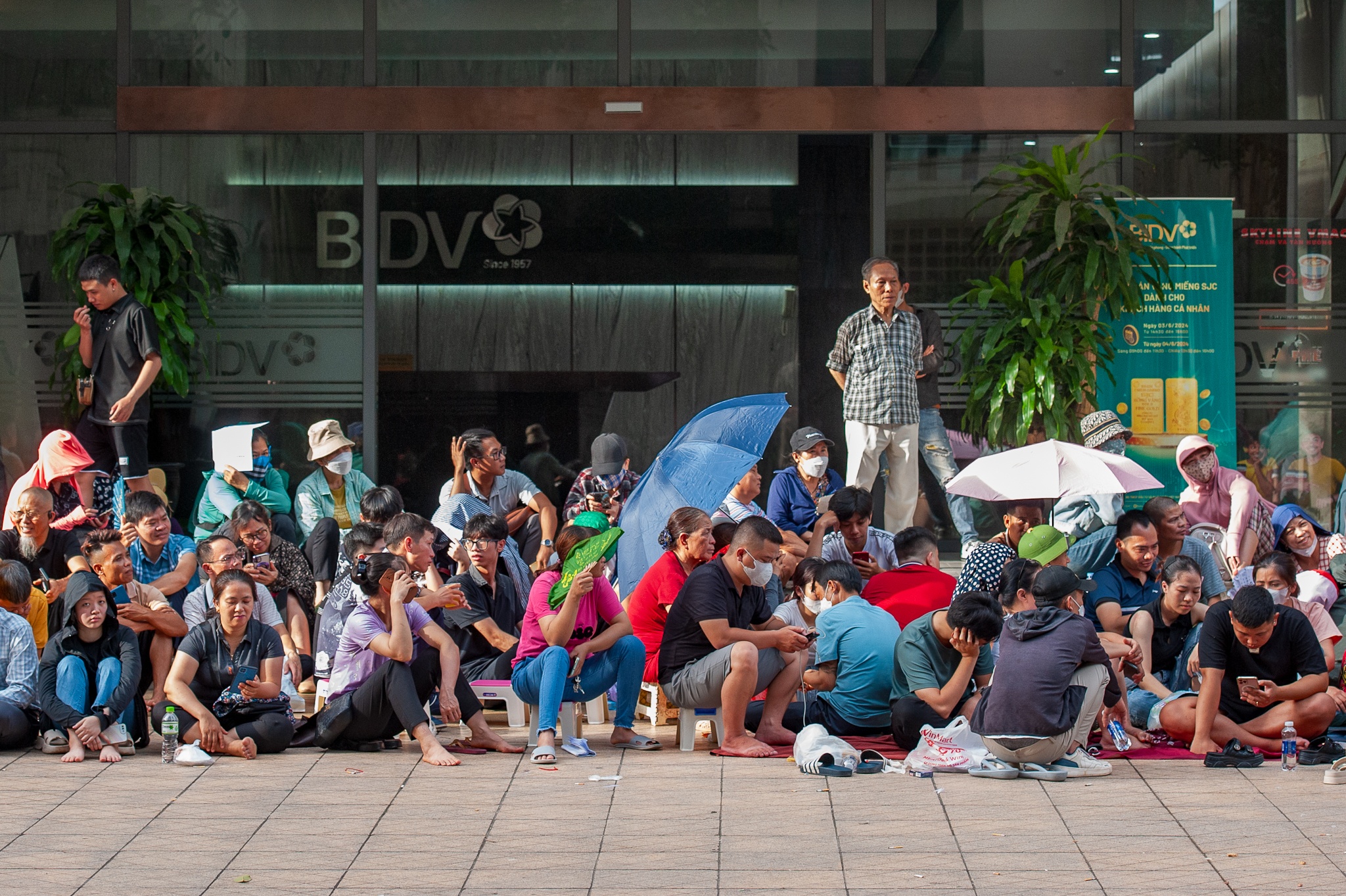 De xuat khong de ngan hang san xuat, kinh doanh vang mieng hinh anh