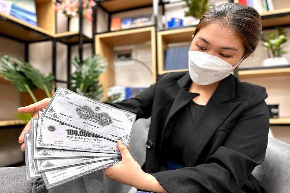 Qua nua trai phieu DN dao han thang 7 se khong tra duoc no goc hinh anh