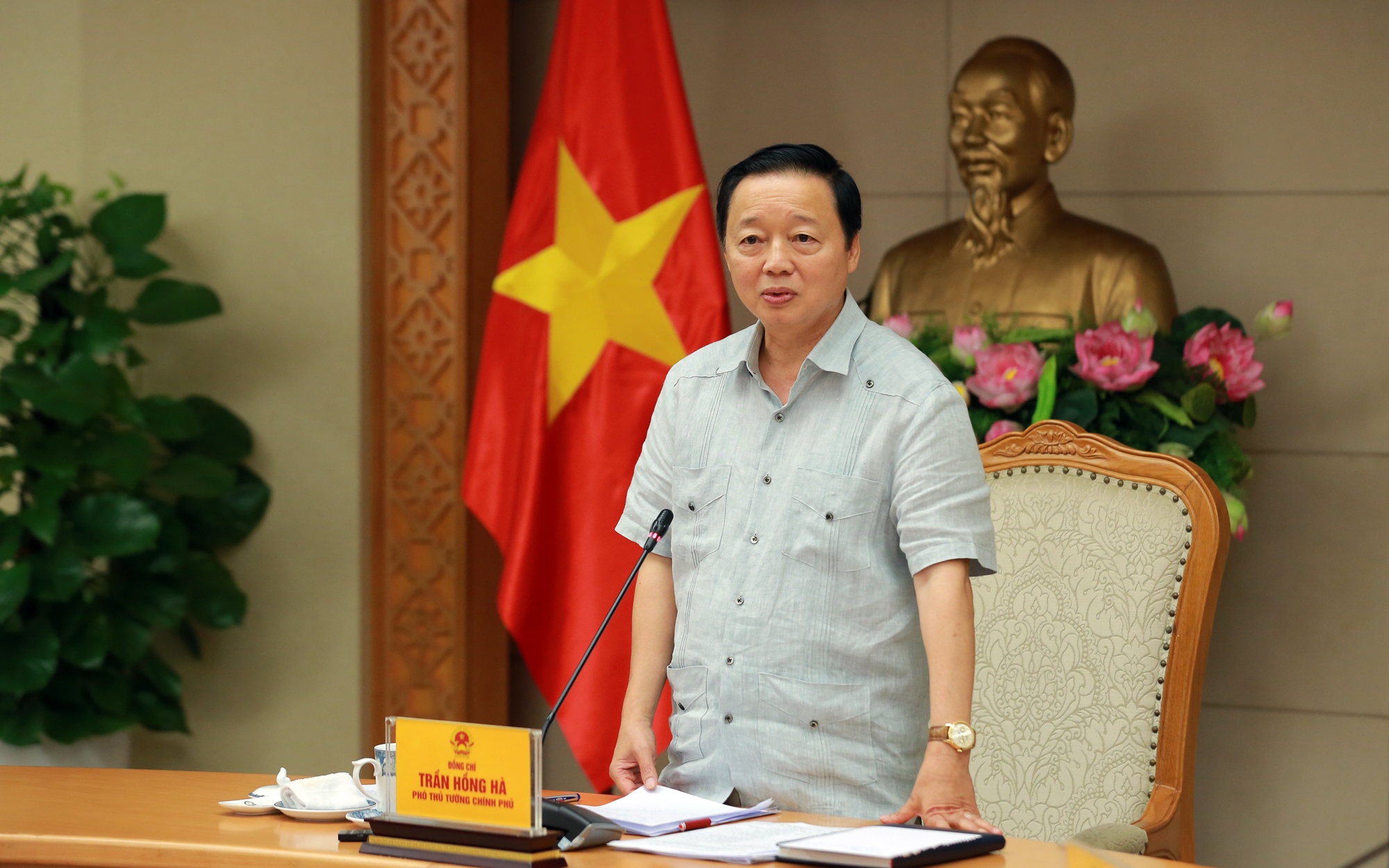 Pho thu tuong: Mo 'room' cho dien mat troi mai nha tu san, tu tieu hinh anh