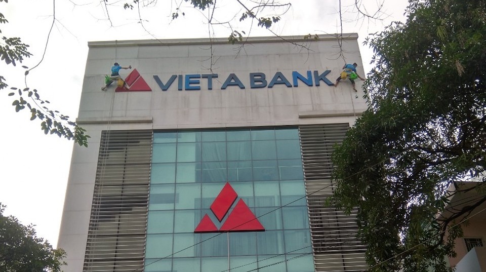 Ong Phuong Huu Viet va nguoi than nam bao nhieu von VietABank? hinh anh