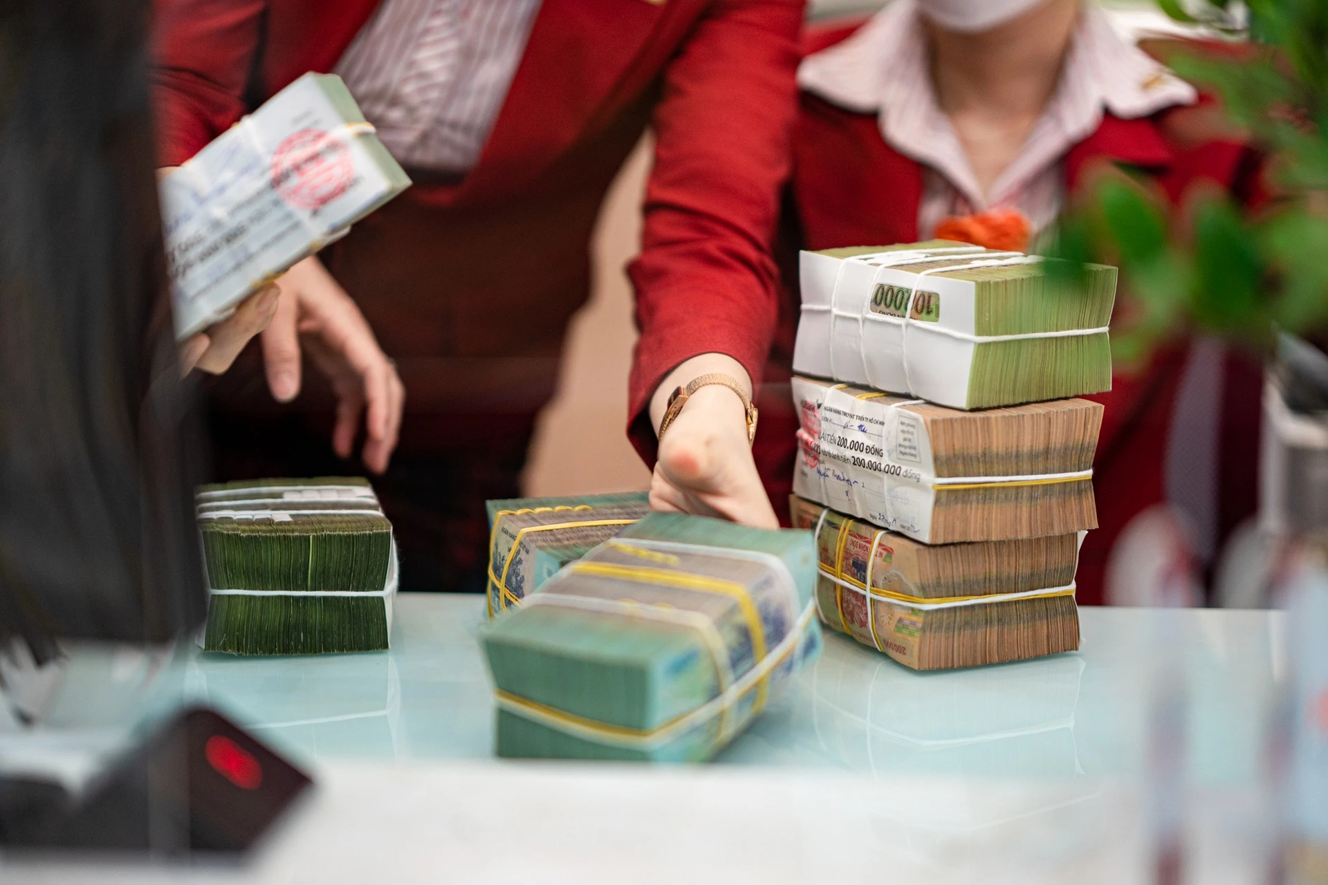 'Song' tang lai suat tien gui tiet kiem tro lai hinh anh