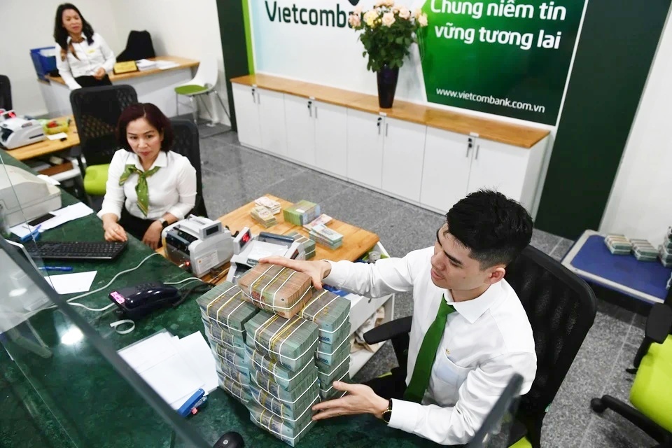 Co phieu Vietcombank pha dinh lich su, von hoa vuot 550.000 ty dong hinh anh