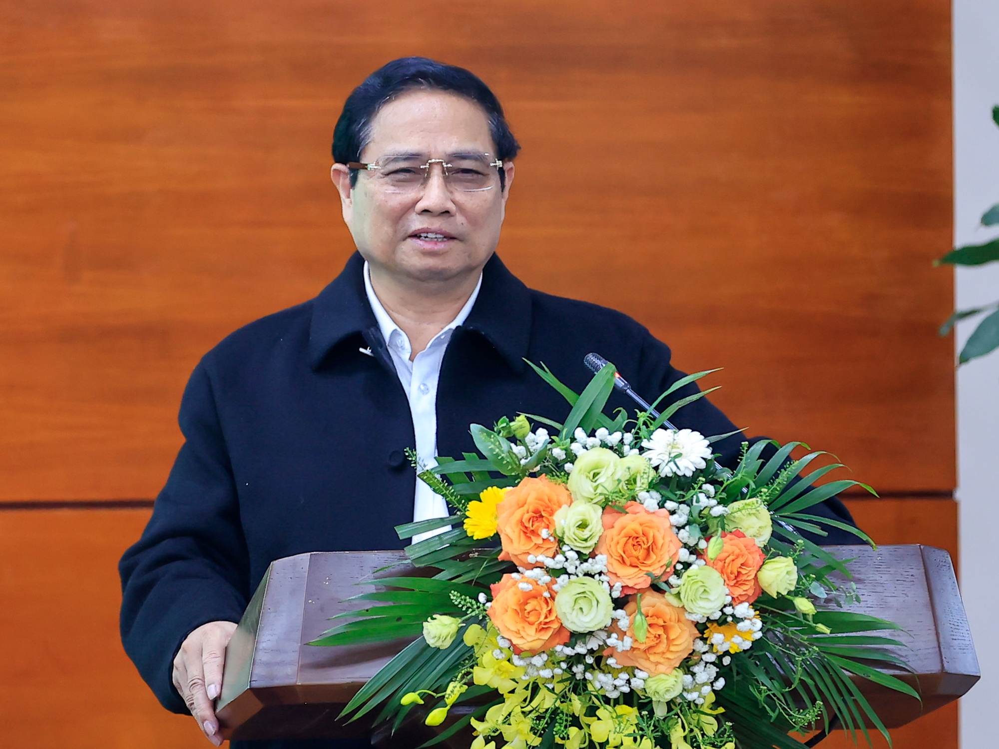 nong lam thuy san anh 1