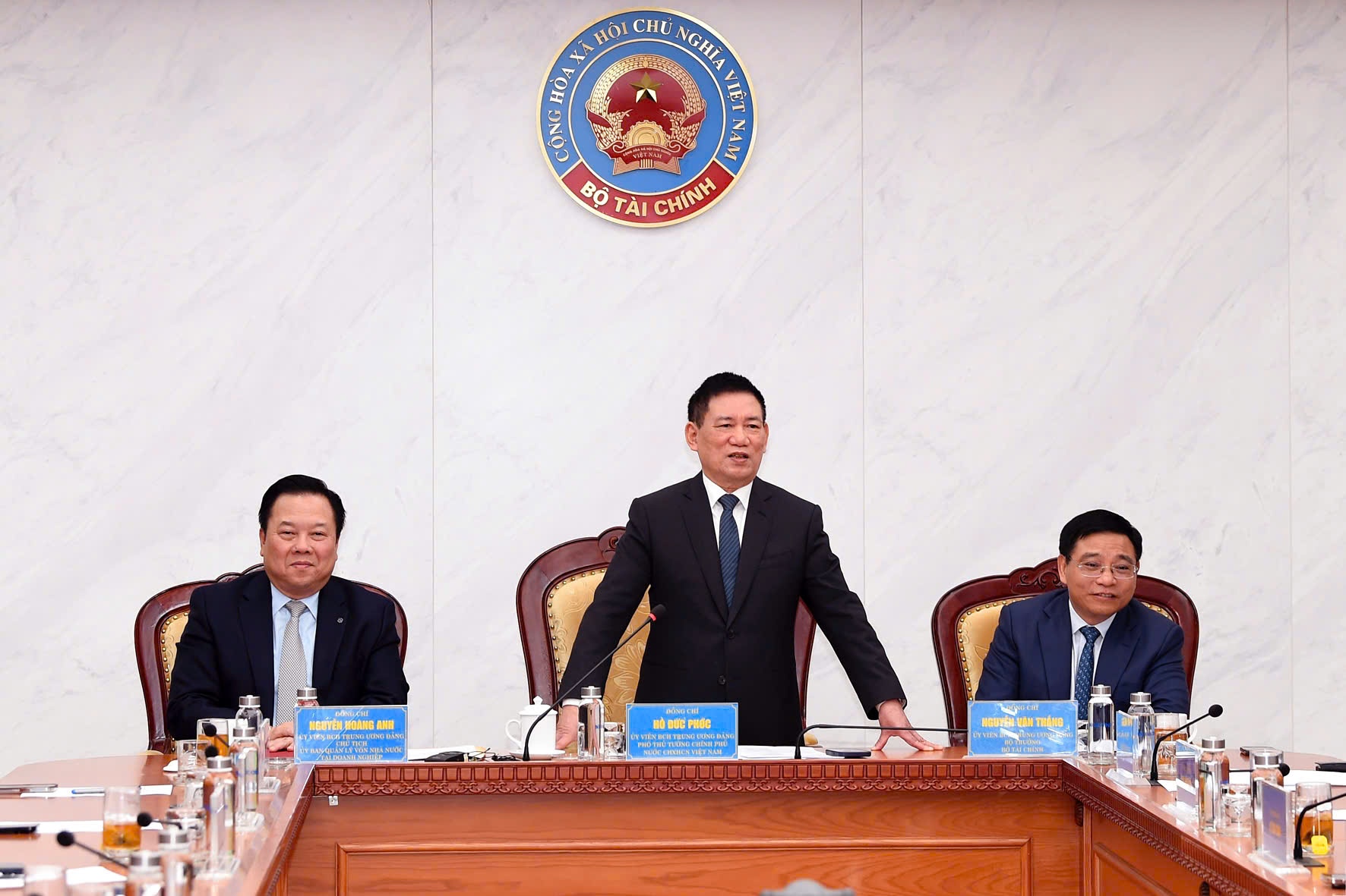 PVN, EVN cung 16 tap doan, tong cong ty chuyen ve Bo Tai chinh hinh anh