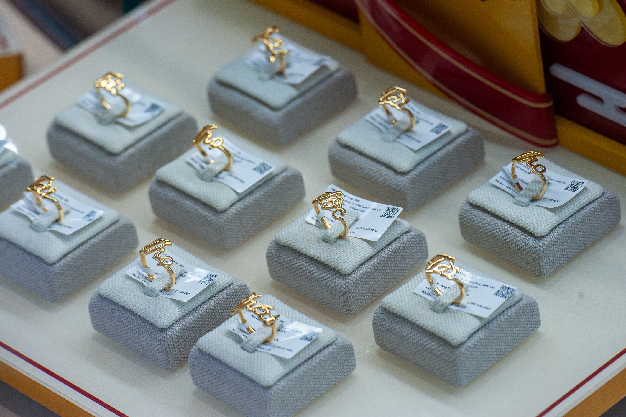 Gia vang trong nuoc 'cam dau' giam hinh anh