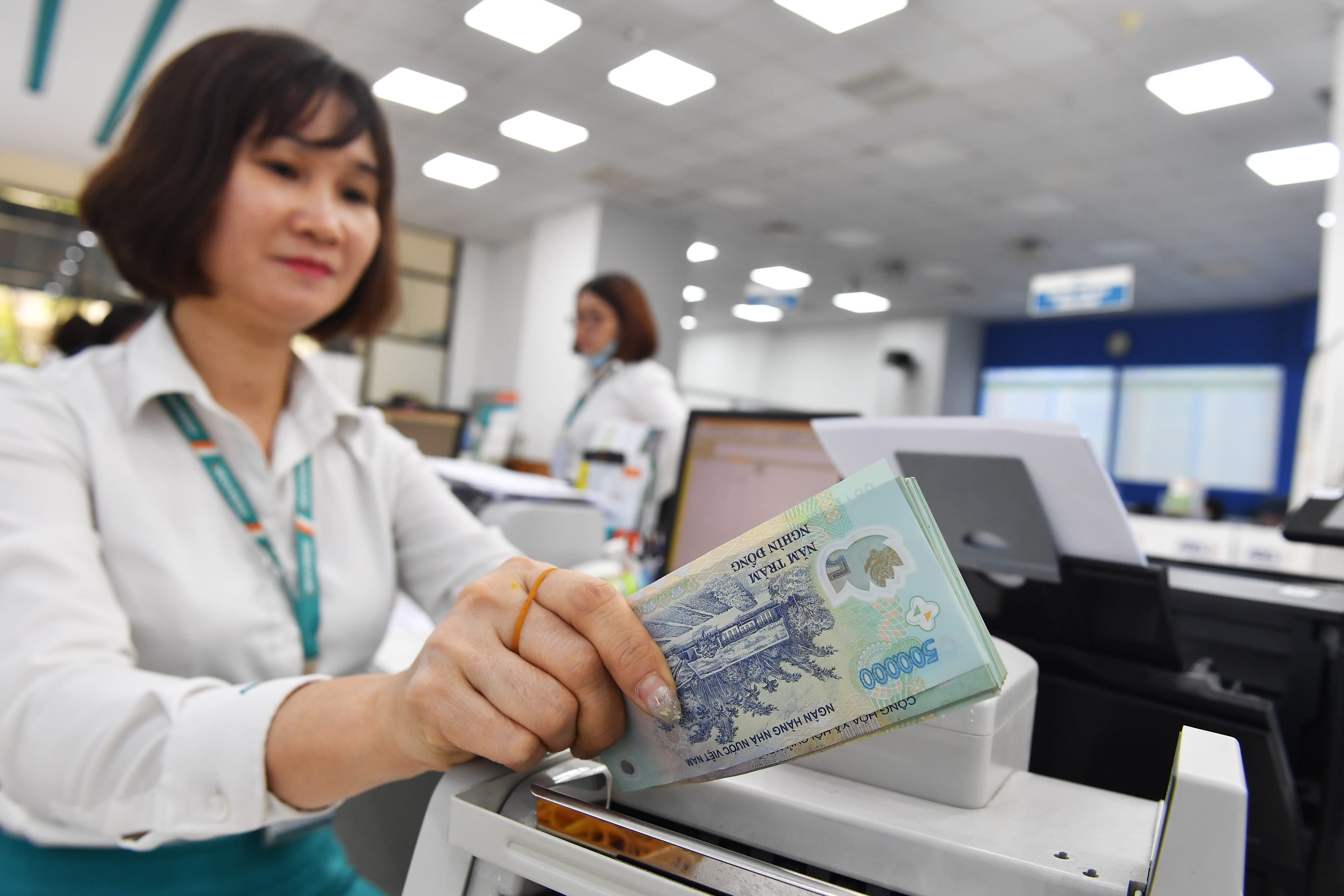 lai suat tiet kiem anh 1