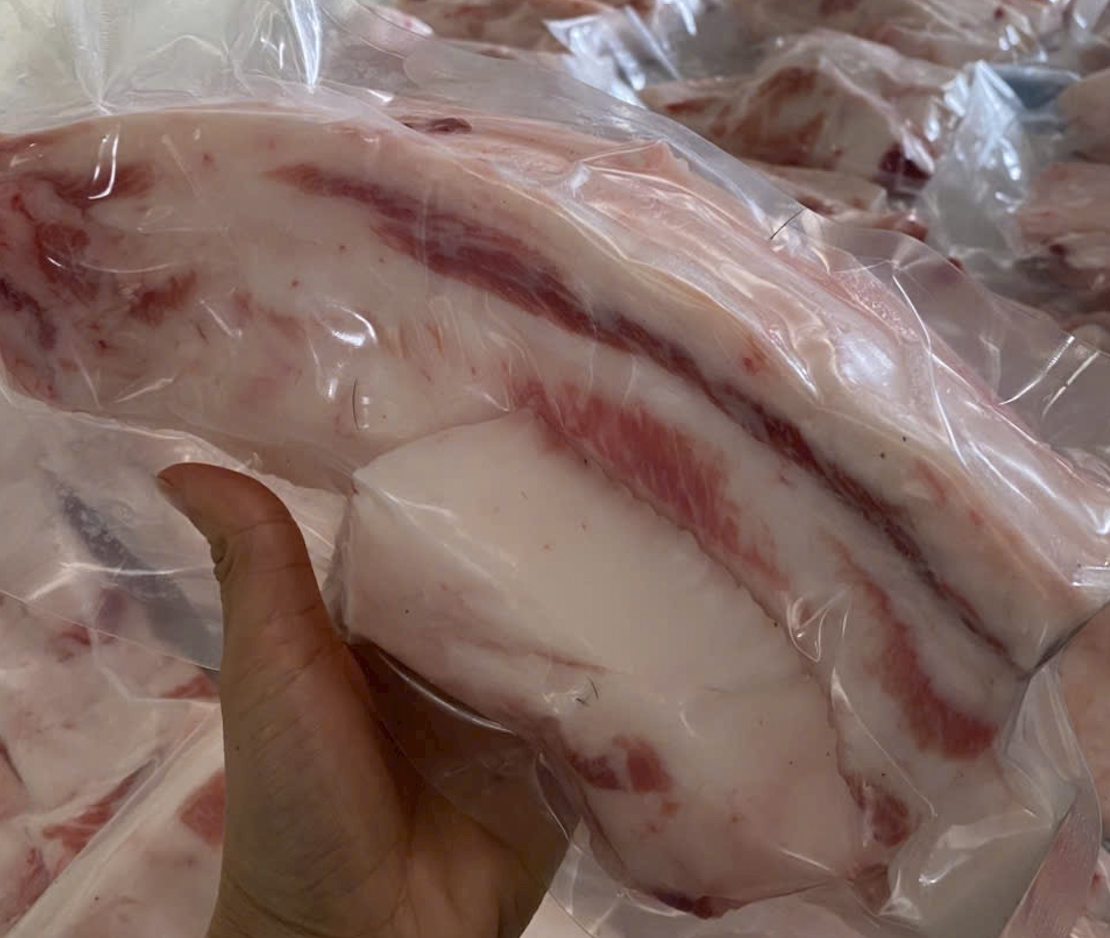 thi truong,  gia ca anh 1