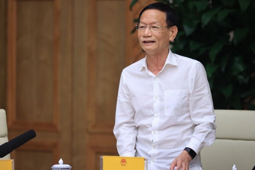 Ong Vu Van Tien rut don tu nhiem, tiep tuc lam Pho chu tich ABBank hinh anh