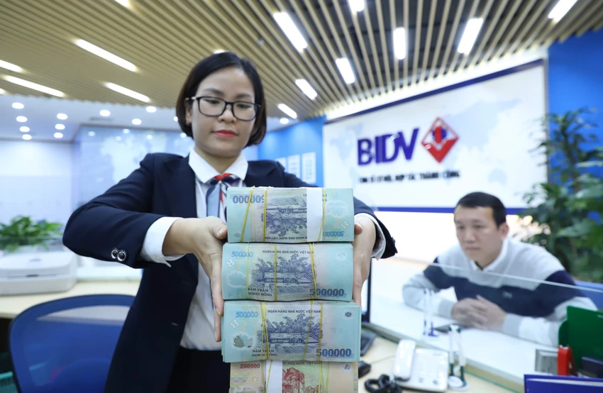 Ngan hang lon nhat Viet Nam hop co dong tuan nay hinh anh