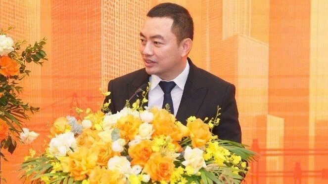 Ong Do Anh Tuan tro lai lam sep Cong ty Xay dung SCG hinh anh