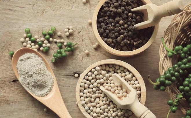 Gia xuat khau mot loai hat tang 1.300%, cho ban 1,6 trieu dong/kg hinh anh