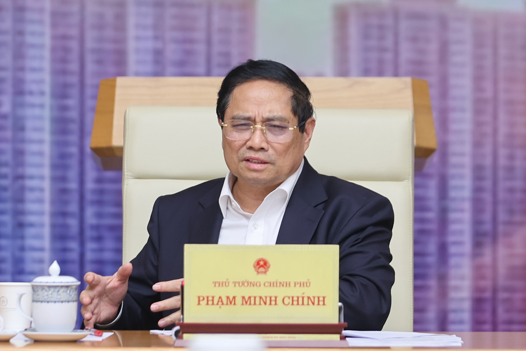 Thu tuong: Dua chenh lech gia vang voi the gioi con 1-2% hinh anh