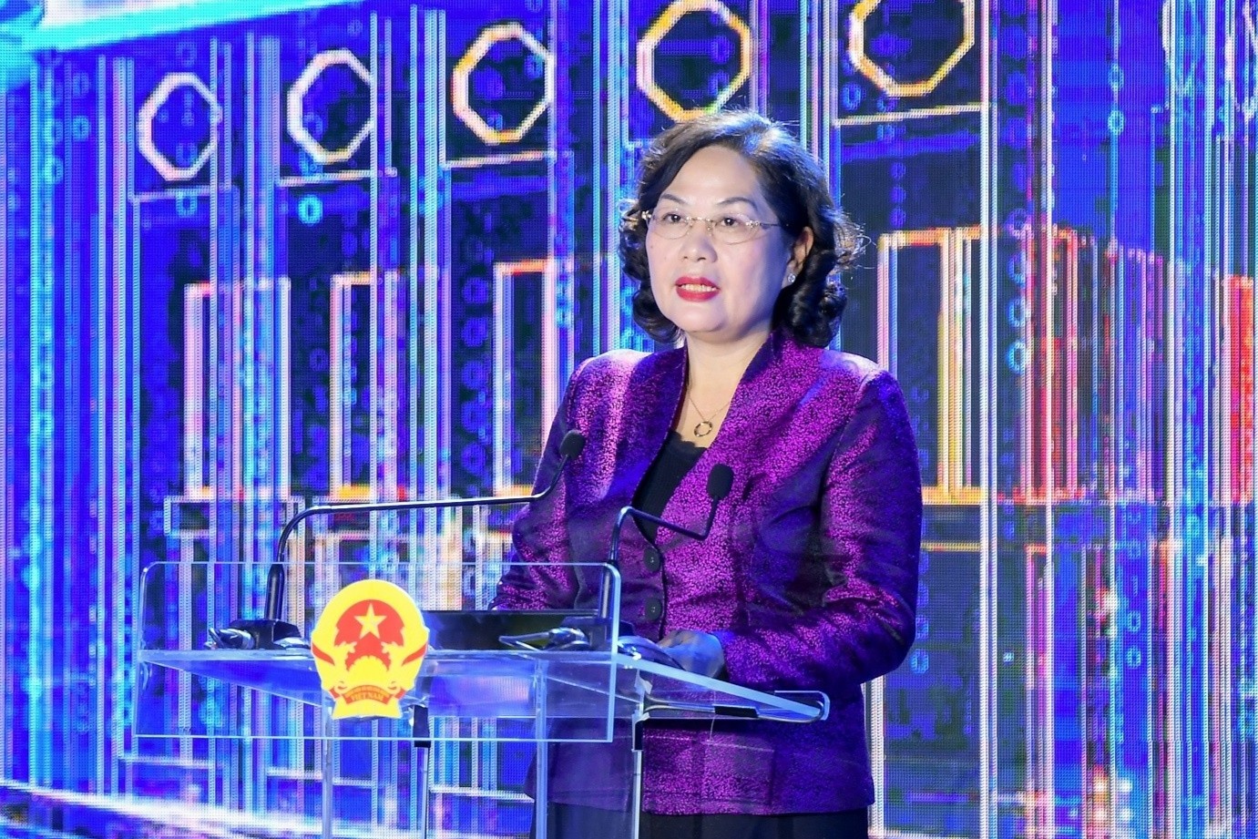 Hon 113 trieu tai khoan ngan hang ca nhan da xac thuc sinh trac hoc hinh anh