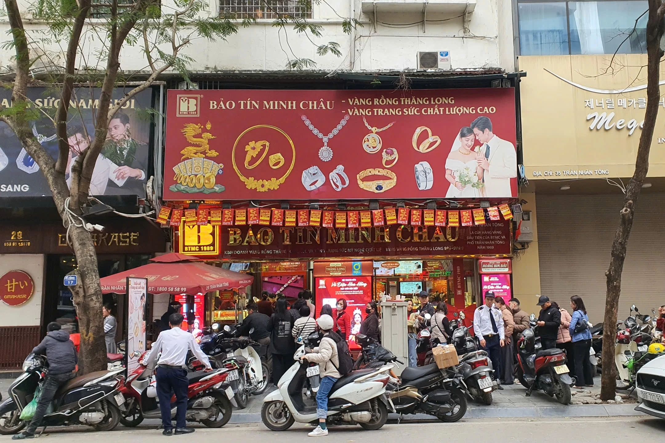 Ket luan thanh tra: Bao Tin Minh Chau ban vang cao hon gia niem yet hinh anh