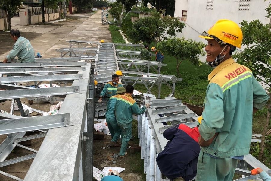 Co phieu dien gia gan 260.000 dong, ban re gia 10.000 dong van e hinh anh