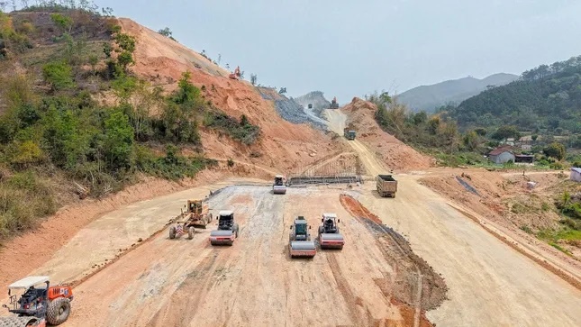 vat lieu xay dung anh 1