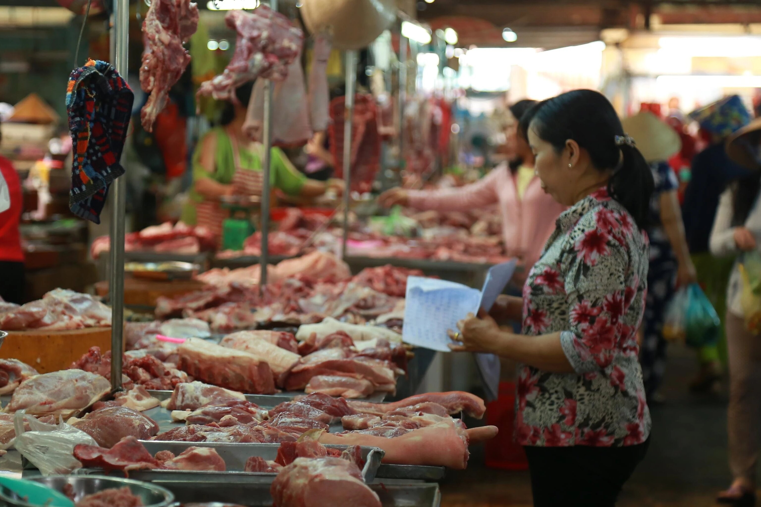 Cuc Thue du kien chia 4 nhom ho kinh doanh de quan ly hinh anh