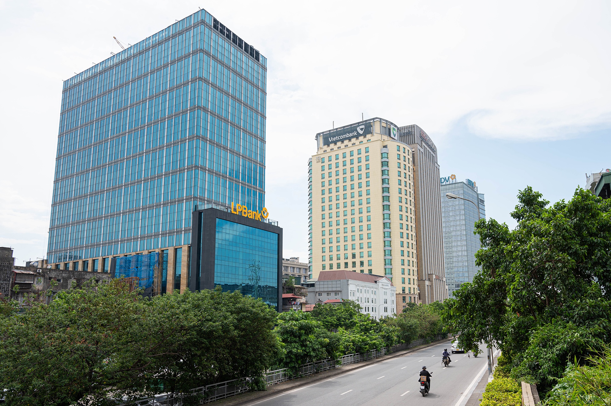 ngan hang thuong mai anh 15