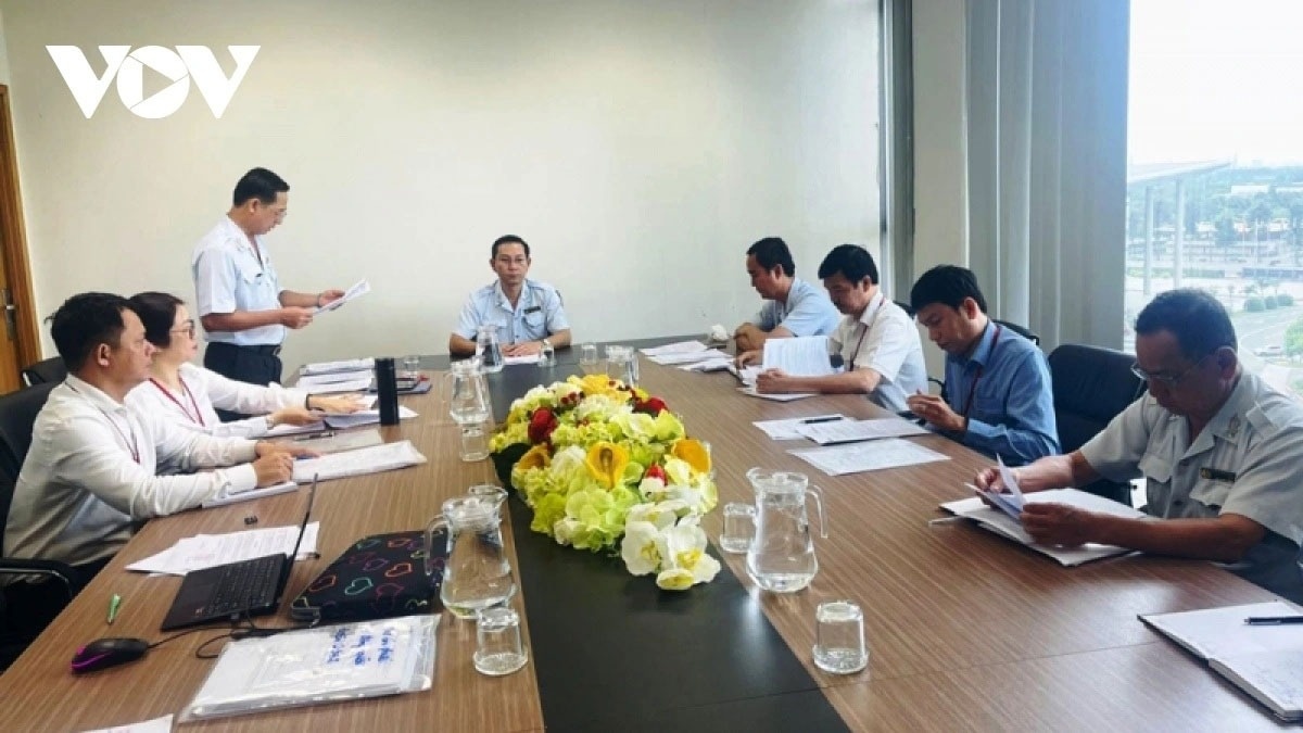 khu nha o suoi giua anh 3
