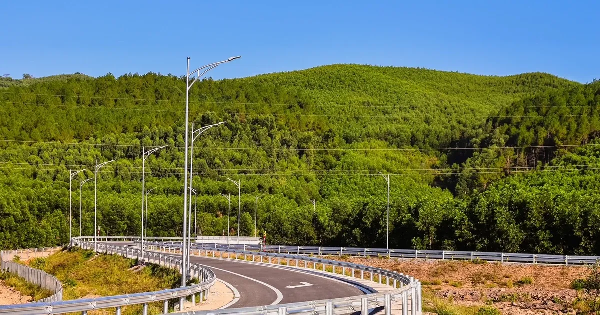 Sau sap nhap, tinh Quang Tri can hon 40.000 ty dong dau tu cong hinh anh