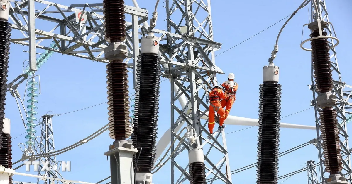 EVN de xuat dua khoan lo hon 44.700 ty dong vao chi phi tinh gia dien hinh anh