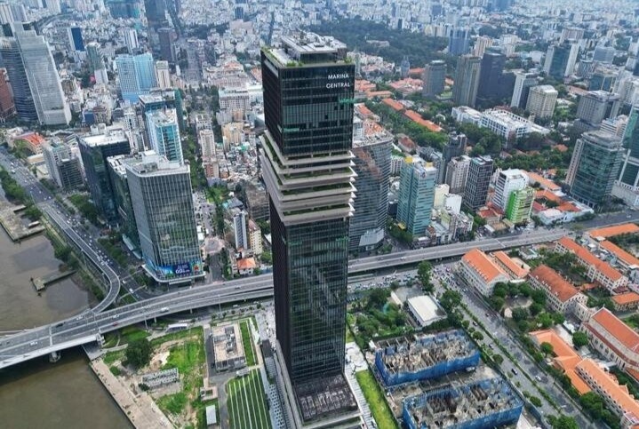 Saigon Marina IFC lam thay doi thu tu cac toa nha choc troi o TP.HCM hinh anh