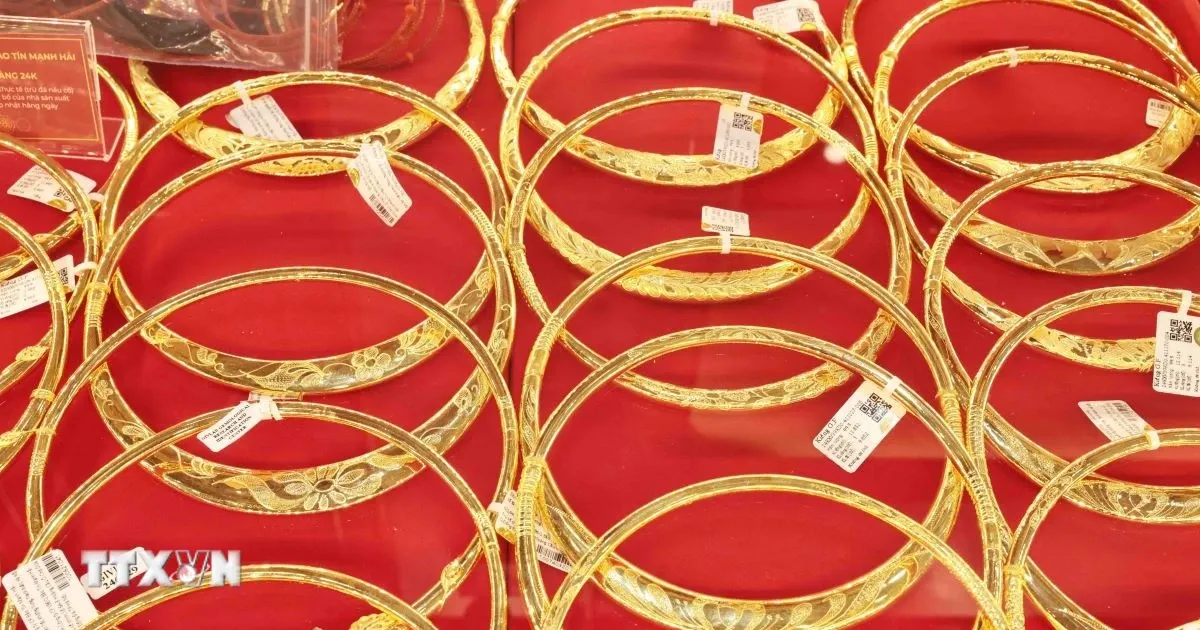 Bo Tai chinh de xuat giam thue xuat khau vang trang suc xuong 0% hinh anh