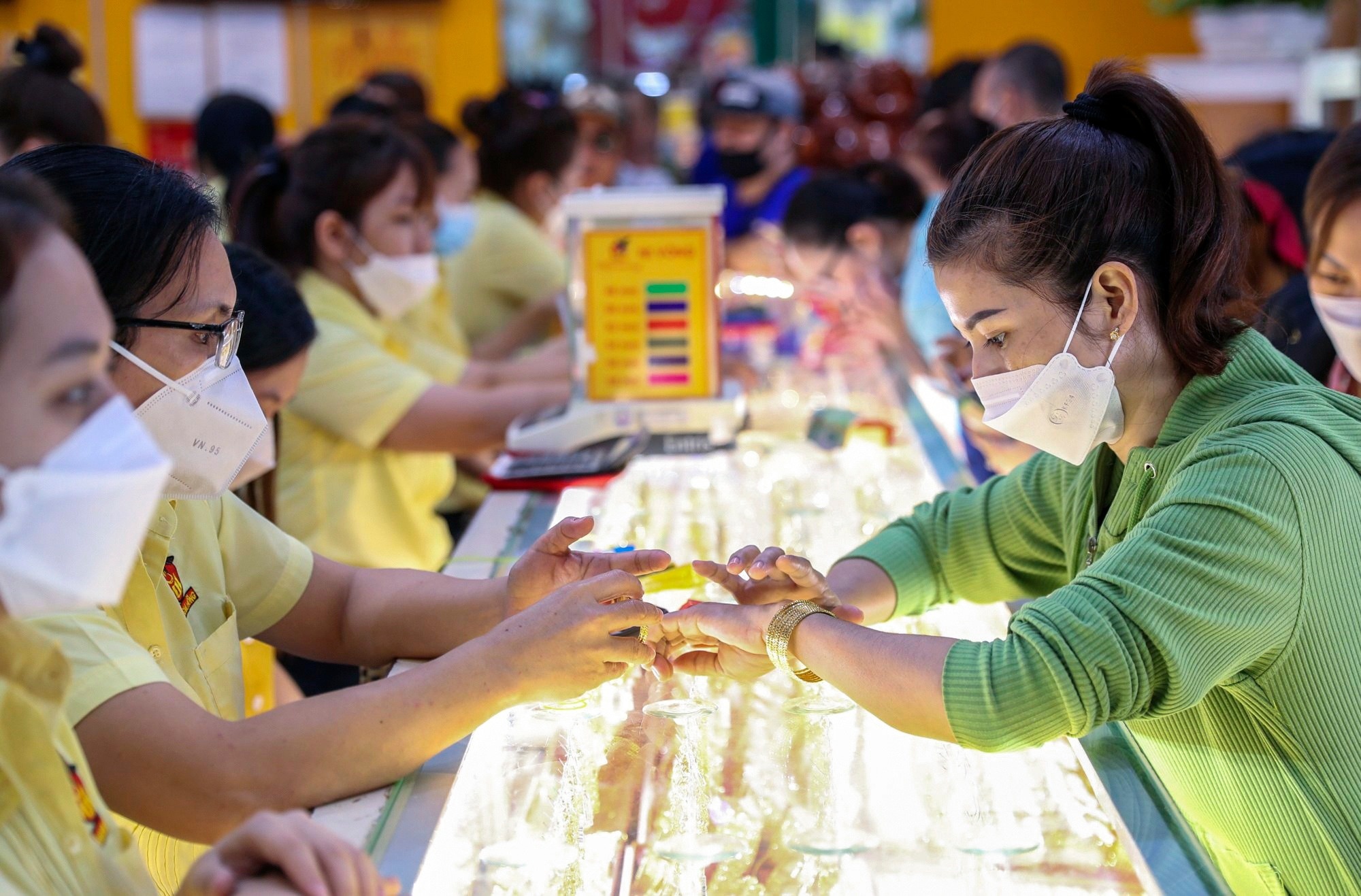 Sap tong thanh tra cac doanh nghiep buon ban vang hinh anh