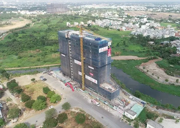 Giao dich bat dong san phan lon la mua can nha thu hai hinh anh