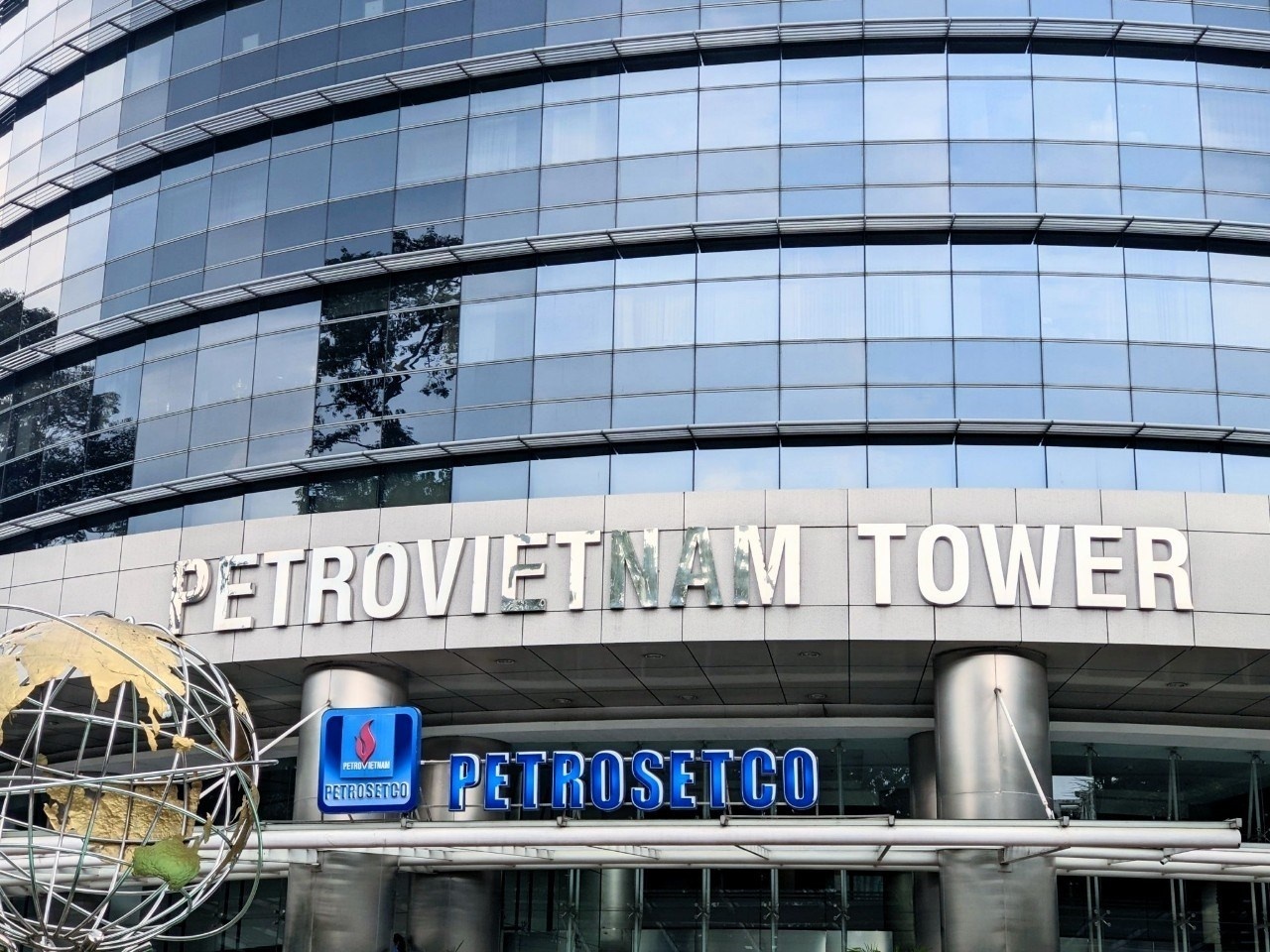 PVN rao ban phan von tai nha phan phoi Apple Viet Nam hinh anh