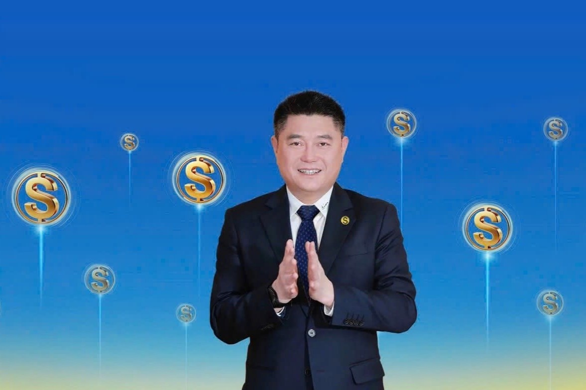 Ong Nguyen Duc Thuy len lam Pho chu tich thuong truc Sacombank hinh anh