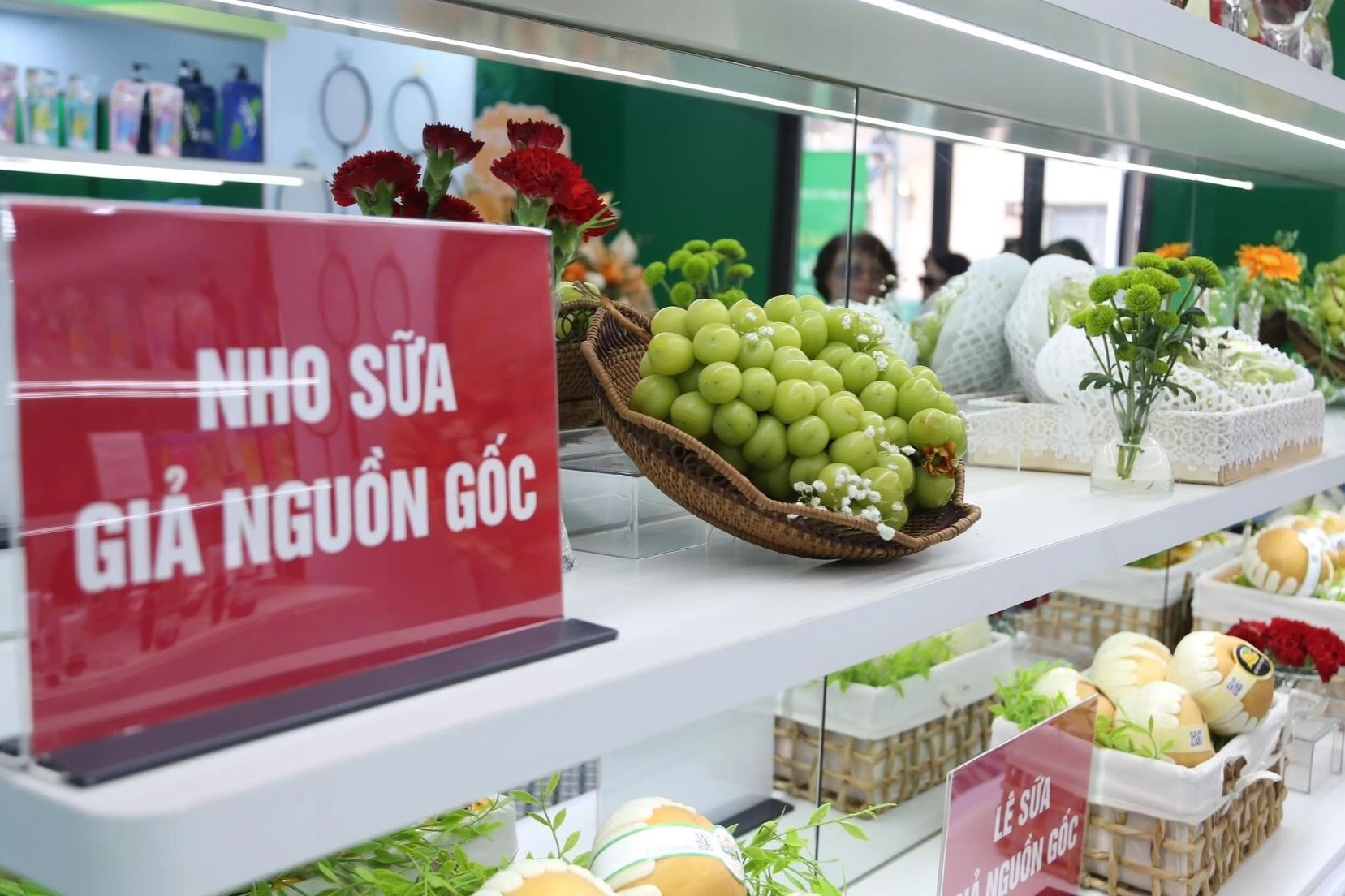 Can canh loat trai cay 'hot' bi nhai nguon goc, lua nguoi tieu dung hinh anh